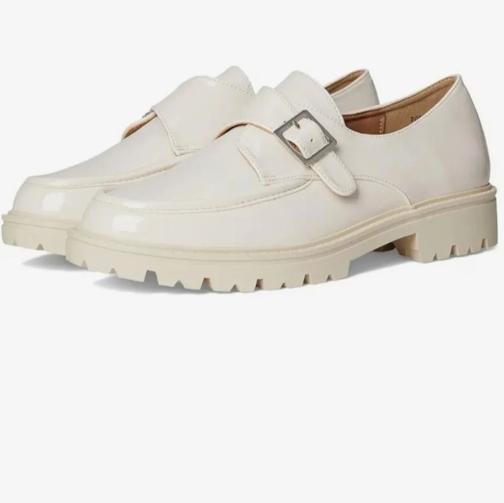 BRAND NEW JOURNEE COLLECTION WOMENS AZULA SLIP ON ALMOND TOE LOAFER